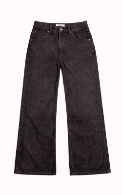 vancouver-black-3